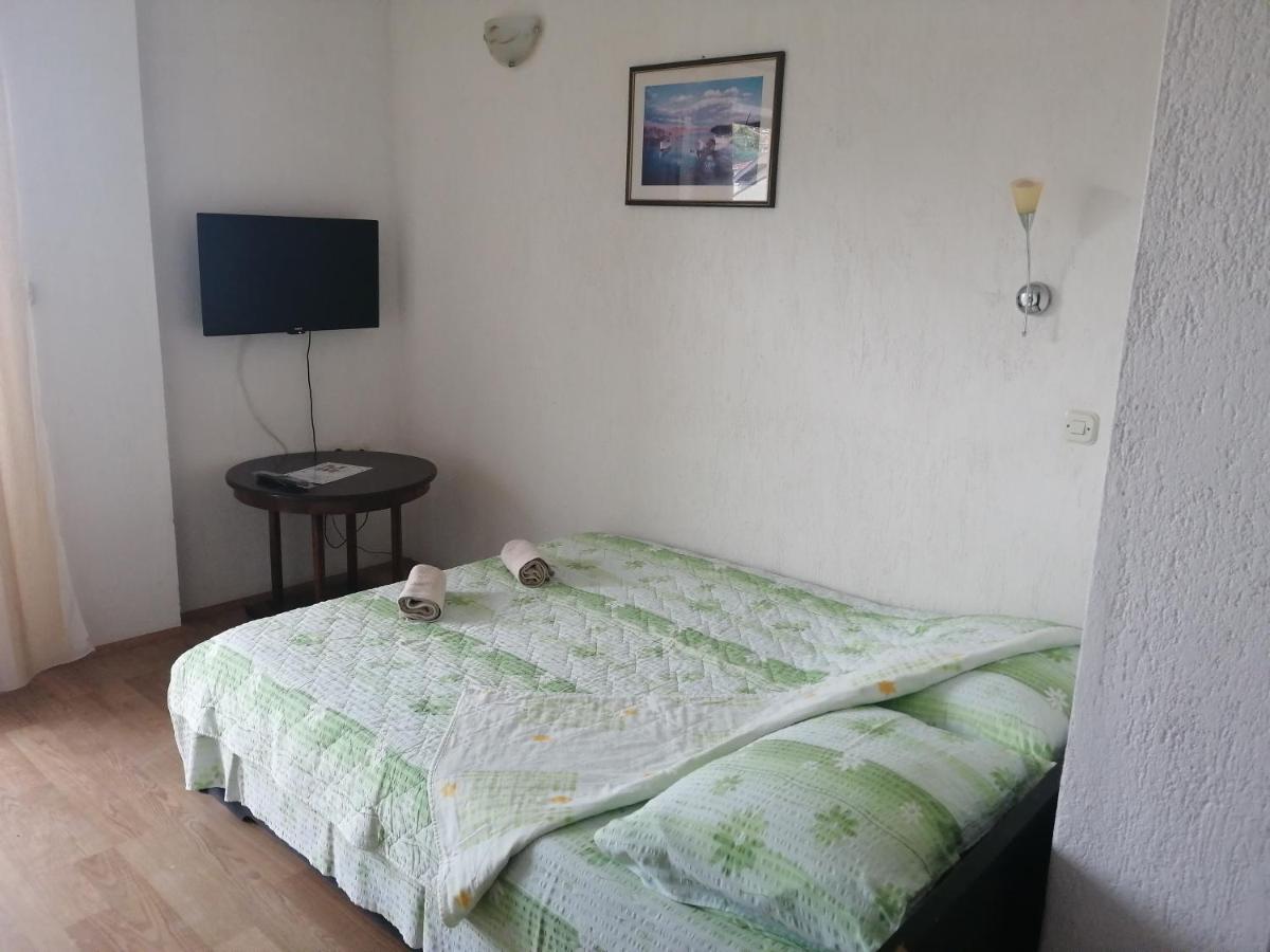 Villa Geros Trpejca Eksteriør billede